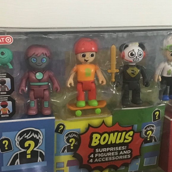 Ryan’s World Deluxe Collectors 25 Pc. Pack - Picture 2 of 4